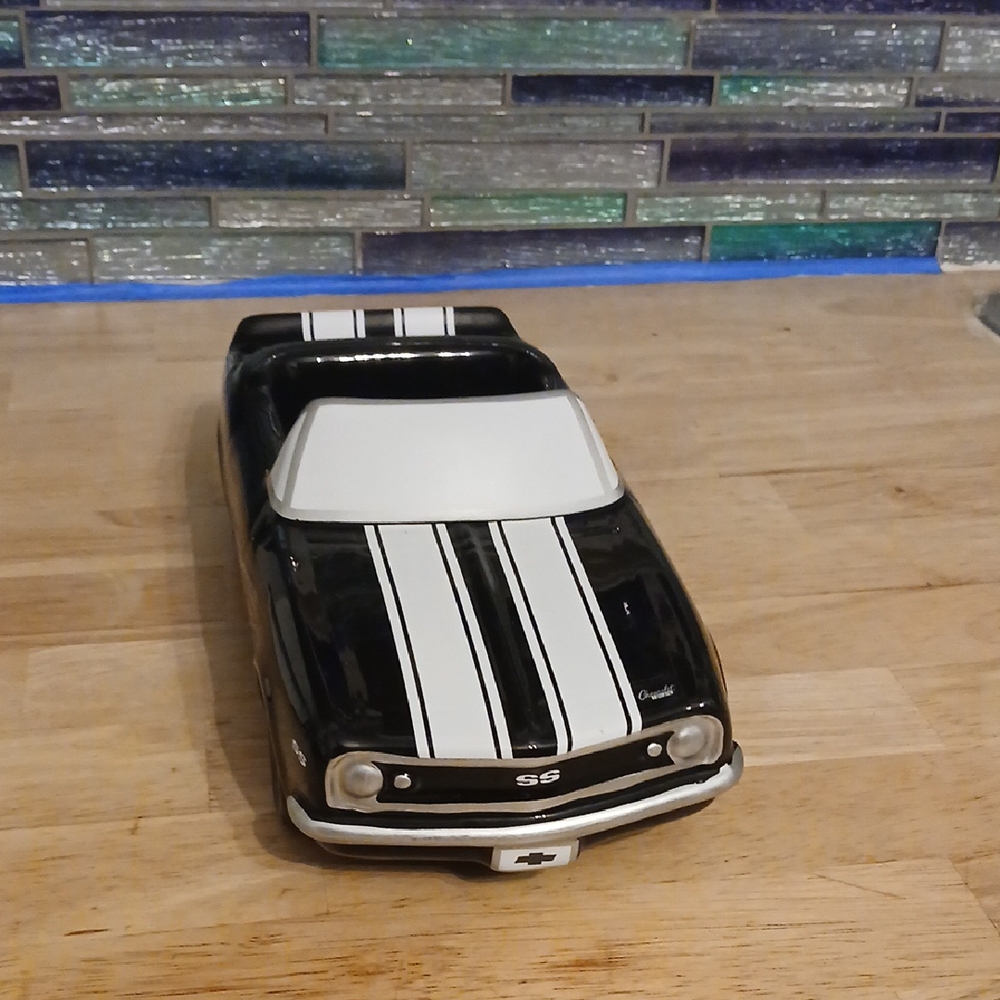Chevrolet SS Black and White Model Car